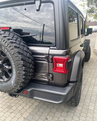 Jeep Wrangler cena 182000 przebieg: 92000, rok produkcji 2021 z Katowice małe 436